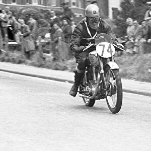 Dave Davis (BSA) 1950 Junior Clubman TT