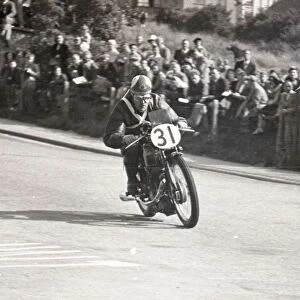 Dave Davis (Velocette) 1949 Junior Manx Grand Prix