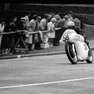 Dave Degens (Matchless) 1962 Senior Manx Gand Prix