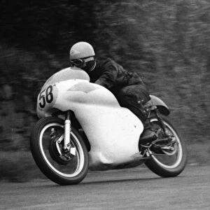 Dave Degens (Matchless) 1962 Senior Manx Grand Prix