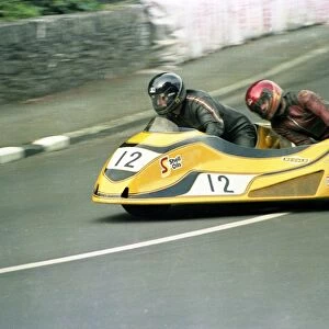 Dave Lawrence & Geoff Lewis (Windle Yamaha) 1983 Sidecar TT
