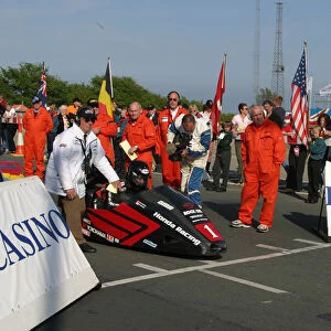 Dave Molyneux & Craig Hallam (DMR Honda) 2003 Sidecar TT