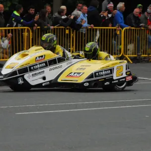 Dave Molyneux & Dan Sayle (Yamaha DMR) 2017 Sidecar TT Dave Molyneux & Dan Sayle (Yamaha DMR) 2017 Sidecar TT