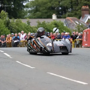 Dave Molyneux & Daryl Gibson (DMR 890) 2022 Sidecar TT Dave Molyneux & Daryl Gibson (DMR 890) 2022 Sidecar TT