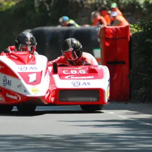 Dave Molyneux & Patrick Farrance (DMR Kawasaki) 2013 Sidecar TT Dave Molyneux & Patrick Farrance (DMR Kawasaki) 2013 Sidecar TT