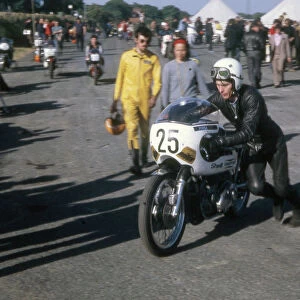 Dave Nixon (Boyer Triumph) 1971 Formula 750 TT