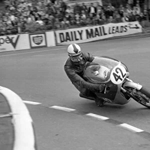 Dave Simmonds (Honda) 1966 Junior TT