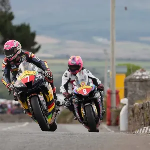 2022 Southern 100 Print: Davey Todd (Honda) and Forest Dunn (Suzuki) 2022 Southern 100 Print: Davey Todd (Honda) and Forest Dunn (Suzuki)