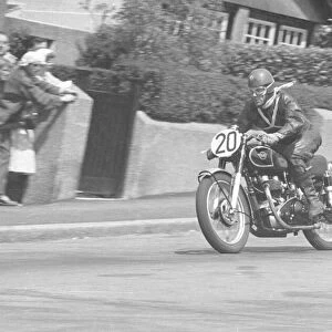 David Andrews (Matchless) 1953 Senior Clubman TT