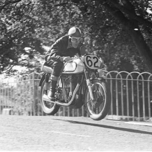 David Antill (Norton) 1951 Senior Manx Grand Prix