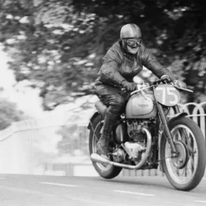 David Whitworth (Triumph) 1950 Senior TT