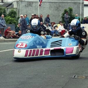 Bill Davie & Rob Hopkins (Yamaha) 1990 Sidecar TT
