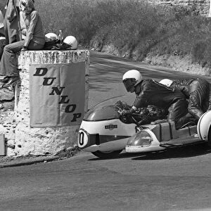 Denis Westwood & J Wilson (Wackman Norton) 1973 500 Sidecar TT