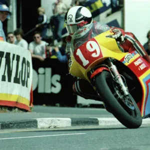 Dennis Ireland (Suzuki) 1983 Formula One TT