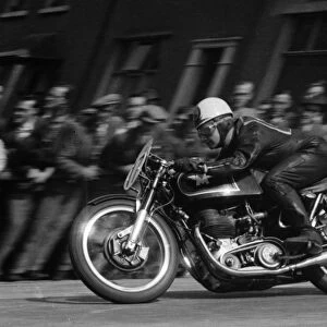 Derek Ennett (Matchless) 1955 Senior TT