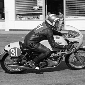 Derek Filler (Norton) 1972 Production TT