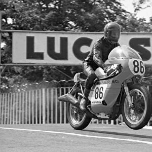 Derek Filler (Norton) 1975 Classic TT