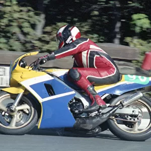 Derek LLoyd (Yamaha) 1990 Newcomers Manx Grand Prix