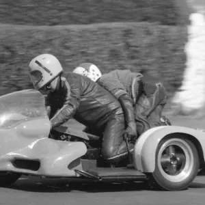 Derek Plummer & Mick Neal (Konig) 1977 Sidecar TT