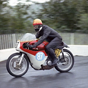 Derek Tierney (Norton) 1967 Junior Manx Grand Prix