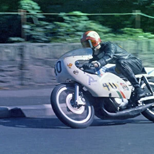 Derek Tierney (Suzuki) 1972 Senior Manx Grand Prix