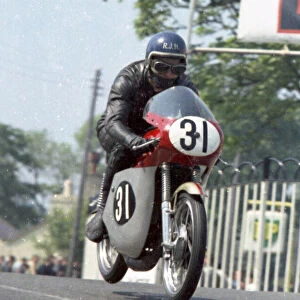 Dick Hawes (Bultaco) 1967 Ultra Lightweight TT