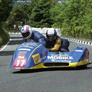 Dick Hawes and Eddie Kiff (Yamaha) 1993 Sidecar TT