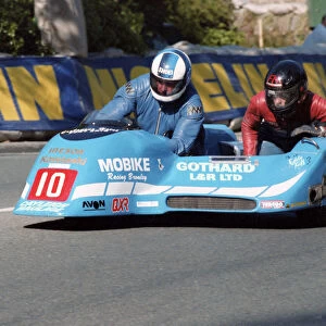 Dick Hawes & Nick Cutmore (Ireson Kawasaki) 1991 Sidecar TT