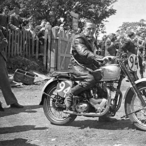 Don Crossley (Triumph) 1948 Senior Clubman TT