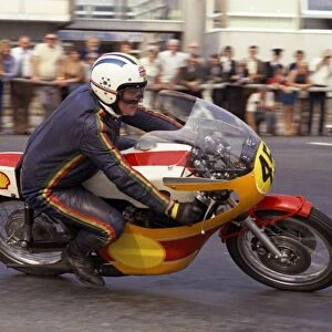 Don Padgett (Padgett Yamaha) 1975 Senior Manx Grand Prix
