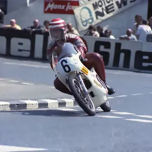 Dutchman Jan Kostwinder (Yamaha) at Quarter Bridge Dutchman Jan Kostwinder (Yamaha) at Quarter Bridge