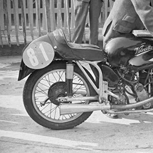 Earles Velocette: 1951 Junior TT