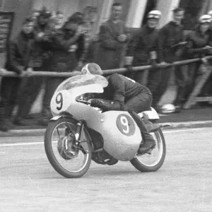 Eddie Crooks (MZ) 1960 Ultra Lightweight TT Eddie Crooks (MZ) 1960 Ultra Lightweight TT