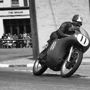 Eddie Crooks (Norton) 1960 Junior TT