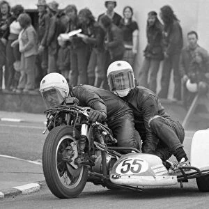 Eric Bregazzi & Jimmy Creer (BSA) 1974 750 Sidecar TT