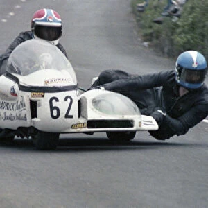 Eric Bregazzi & John Creer (Kawasaki) 1978 Sidecar TT