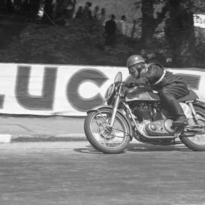 Eric Cheers (Norton) 1953 Junior Clubman TT