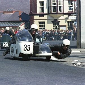 Eric Parkinson & R Philpott (Parkinson) 1967 Sidecar TT