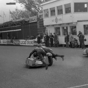 Ernie Leece & J D Logan (LMS Triumph) and Dick Hawes & Eddie Kiff (YCE-Kuhn Norton) 1972 750 Sidecar TT