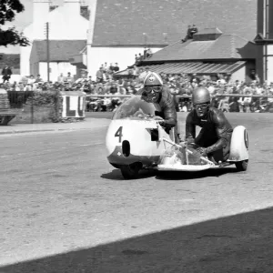 Florian Camathias & Alfred Herzig (Gilera) 1964 Sidecar TT