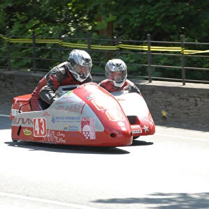 Francois Leblond & Sylvie Leblond (Shelbourne Suzuki) 2008 Sidecar TT