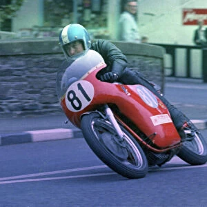 Frank Rutter (Dearden Norton) 1972 Junior Manx Grand Prix