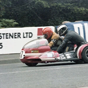 Fred Cornbill & Keith Cornbill (Parker Suzuki) 1979 Sidecar TT