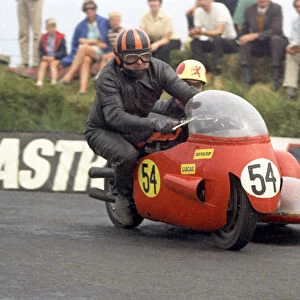 Fred Hanks & D Williams (BSA) 1968 Sidecar TT