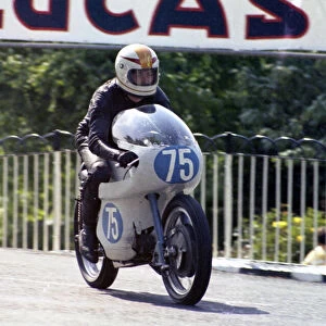 Fred Smart (Guzzi) 1971 Junior TT
