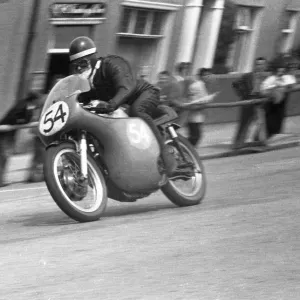 Fron Purslow (Norton) 1958 Junior TT