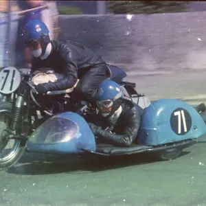 G R Richards & (Triumph) & W.E G R Richards & (Triumph) & W.E