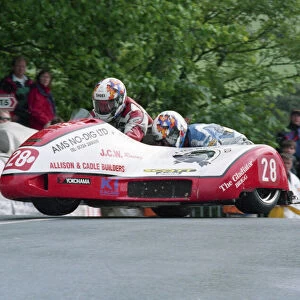 Gary Bryan & Ivan Murray (Baker Yamaha) 2000 Sidecar TT