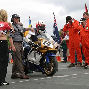 Gary Carswell (Suzuki) 2004 Formula One TT