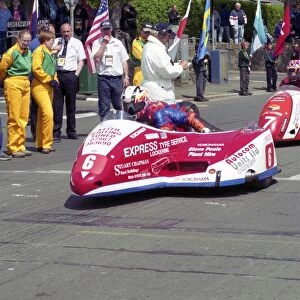 Gary Horspole & Kevin Leigh (Shelbourne Honda) 2002 Sidecar TT
